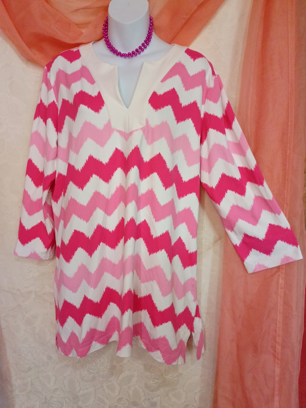 J. McLaughlin Ladies Pink Chevron V-Neck Tunic in Hot Pink and Light Pink